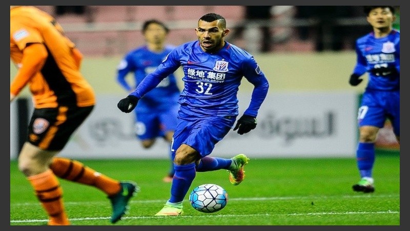 Tévez hoy, con la camiseta número 32