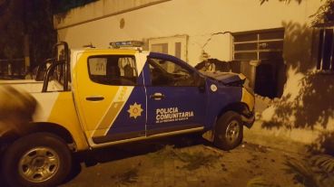 Así quedó la pared tras el choque.