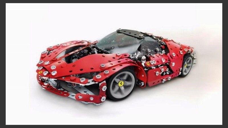 Ferrari: los amantes pueden armar su versión.