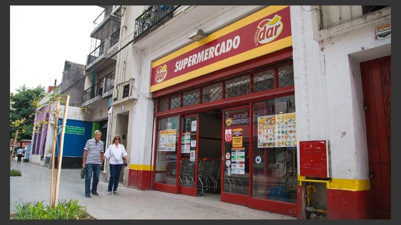 La cadena Dar anunció que abrirá este domingo.