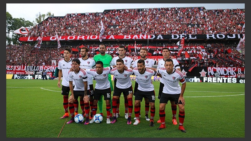 La Lepra jugó sin su 9 habitual, Ignacio Scocco.