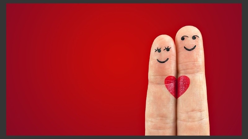 Cuando una persona está enamorada y contempla una fotografía de la cara de su amado se produce una 