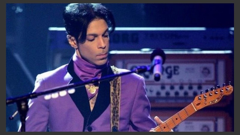 Prince falleció el 21 de abril del año pasado.