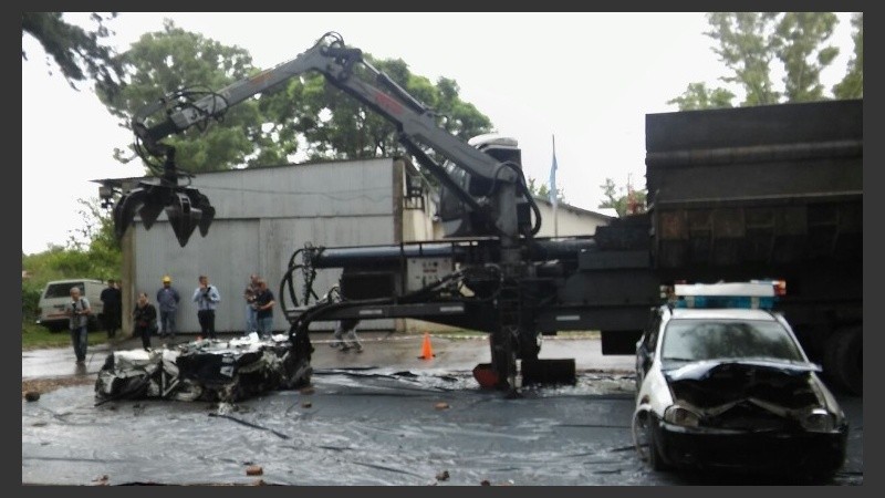 Los funcionarios estuvieron en el depósito judicial de Francia al 5200.