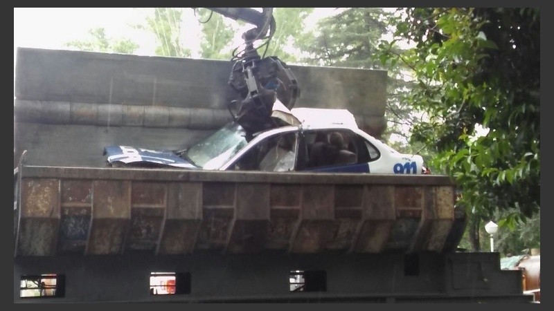 Los funcionarios estuvieron en el depósito judicial de Francia al 5200.