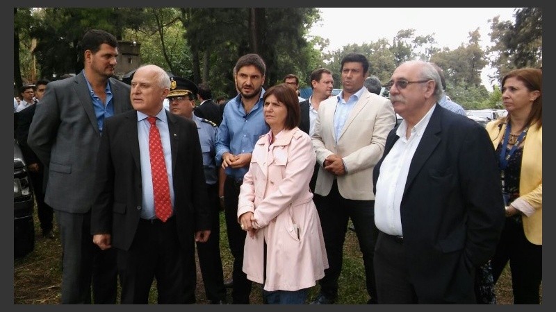 Los funcionarios estuvieron en el depósito judicial de Francia al 5200.