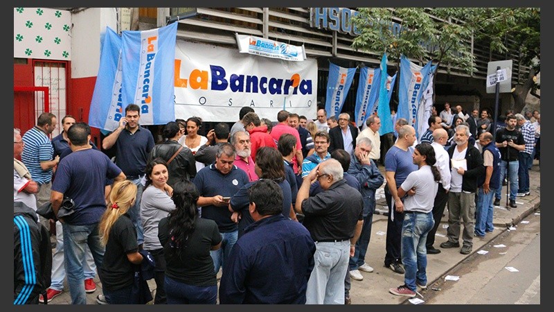 Los bancarios locales también se movilizarán.
