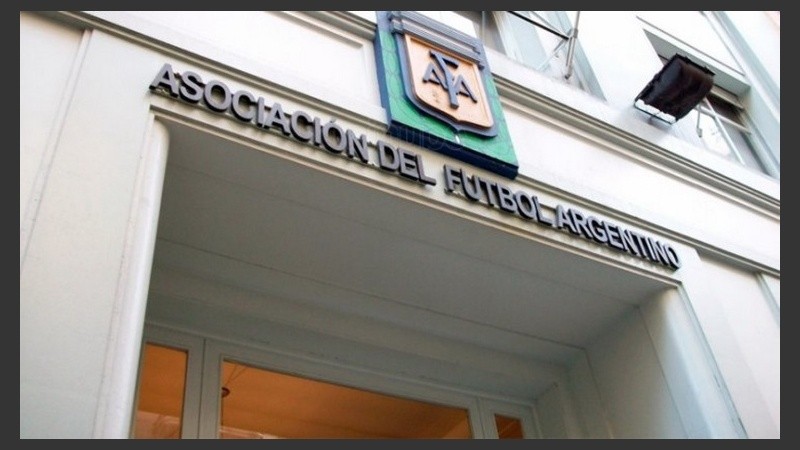 El Ministerio de Trabajo dictó la conciliación obligatoria a los futbolistas.