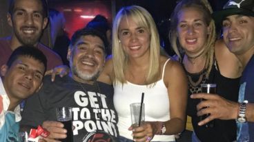 Diego y Rocío están en Madrid para ver un partido de la Champions.