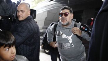Maradona llegó a España para ver al Nápoli.