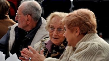 Jubilados y pensionados cobrará el aumento desde marzo.