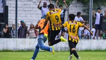 El momento más violento de la pelea.