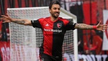 Scocco vuelve a ser titular.