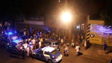 La fiesta se desarrolló en una casa de Richieri al 300.