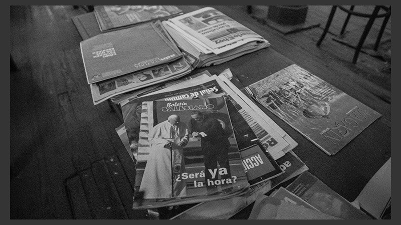 Además de libros, también hay revistas de todo tipo. (Alan Monzón/Rosario3.com)