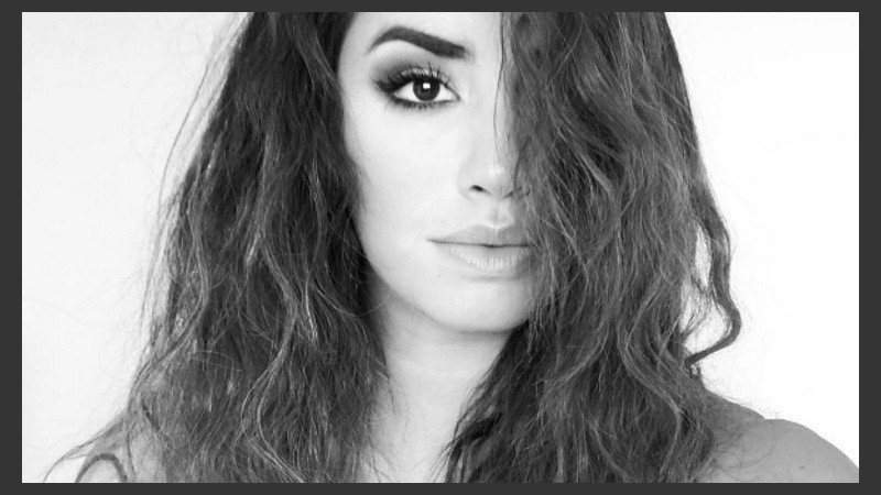 Hermosa Lali como siempre. 