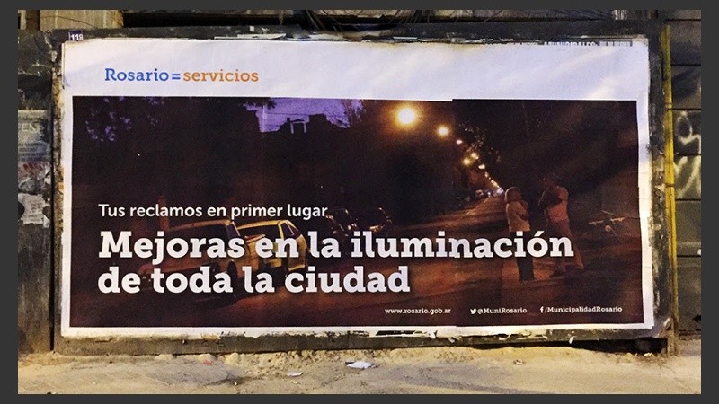 Ghirardi señaló que la iniciativa va más allá del simple recambio de lamparitas. 