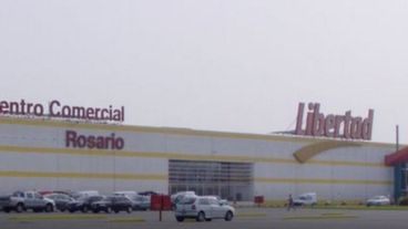 El hipermercado de zona sur pide abrir los domingos.