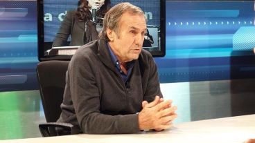 El senador se encuentra en cuidados intensivos desde el jueves.