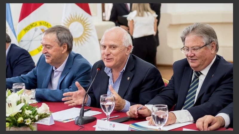 Una suba salarial de 35% 