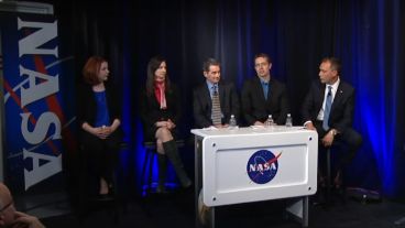 La conferencia de prensa se transmitió en vivo por internet.