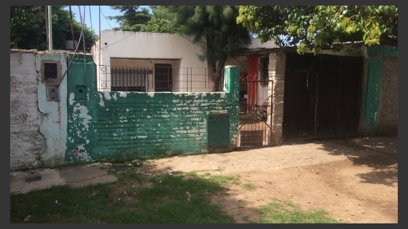 La casa donde hallaron a la nena enterrada. 
