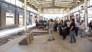 Una recorrida por las obras en el Mercado del Patio.