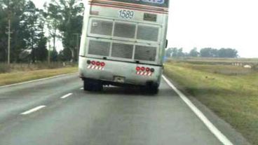 Uno de los coches de la firma que circulaba en las rutas santafesinas.