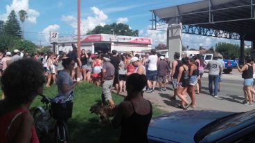 Zavalla se movilizó después del choque fatal en la ruta 33.