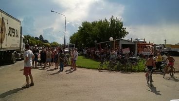 Zavalla se movilizó después del choque fatal en la ruta 33.