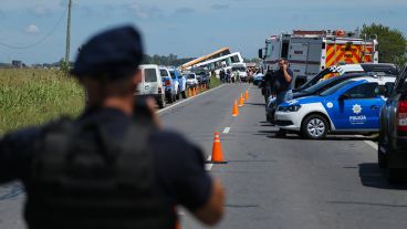 El choque de micros en ruta 33 dejó un saldo de 12 muertos y varios heridos.
