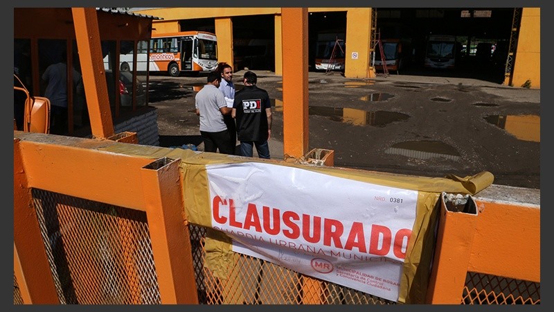 La PDI en los allanamientos tras la clausura.