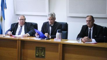 El Tribunal que dará una sentencia al finalizar el juicio.