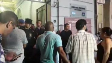 Familiares fueron hasta la seccional 1ª a conocer la identidad de las víctimas.