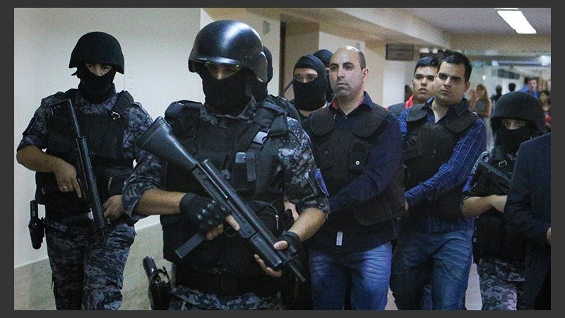 Bassi, Damario, Muñoz y Zalazar en el banquillo de los acusados. 