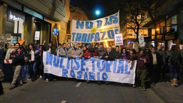 El primer ruidazo contra el aumento de tarifas en todo el país tuvo lugar el 14 de julio de 2016.