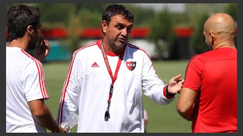 Osella mete dos cambios.