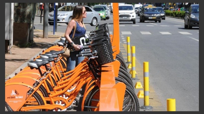 Las bicis públicas costarán 30 centavos menos desde el lunes.