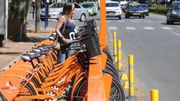 Las bicis públicas costarán 30 centavos menos desde el lunes.