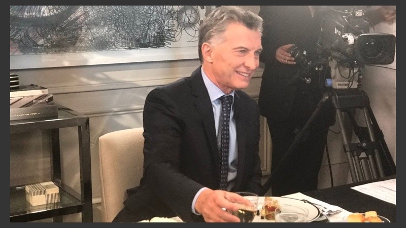 El presidente no respondió la cifra exacta de la jubilación mínima.