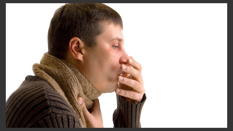 Existe una vacuna, la BCG, con la que el bebé recién nacido es inoculado antes de salir de la maternidad.