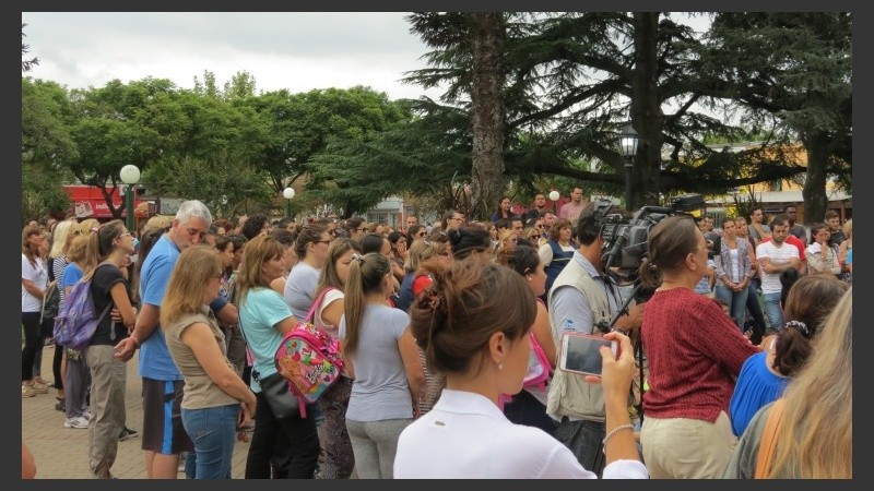 Imágenes de la marcha a un mes de la tragedia en la ruta 33. 