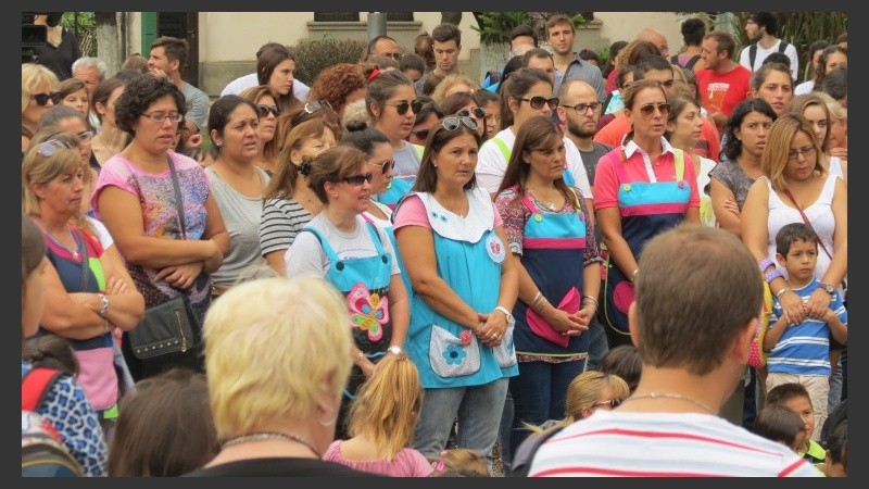 Imágenes de la marcha a un mes de la tragedia en la ruta 33. 