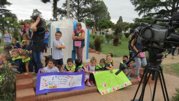 Imágenes de la marcha a un mes de la tragedia en la ruta 33.