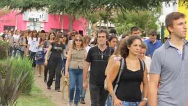 Imágenes de la marcha a un mes de la tragedia en la ruta 33.
