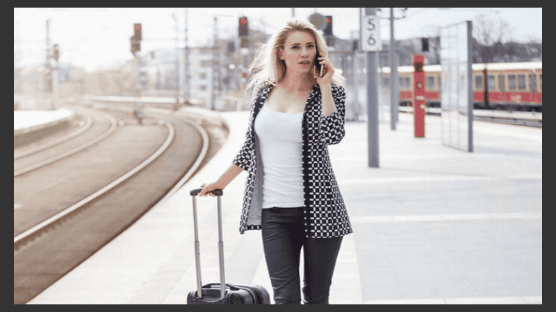 United Airlines prohibió a dos jóvenes viajar con pantalones ajustados. 