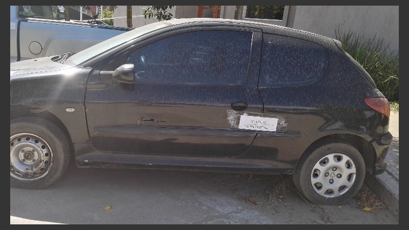 En el interior del auto encontraron en el 2014 un revólver, una picana, chalecos antibalas, cintas de embalar y precintos plásticos.