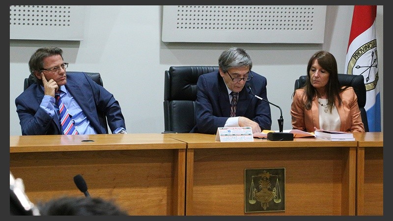 Tribunal: Julio Kesuani, Ismael Manfrín y María Isabel Más Varela