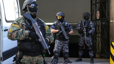 El operativo de seguridad se desplegó este miércoles en los Tribunales provinciales. (Alan Monzón/Rosario3.com)