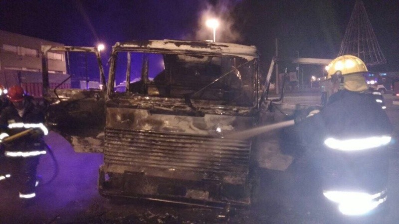 Un trabajador fue atropellado y murió en medio de un piquete esta madrugada. 